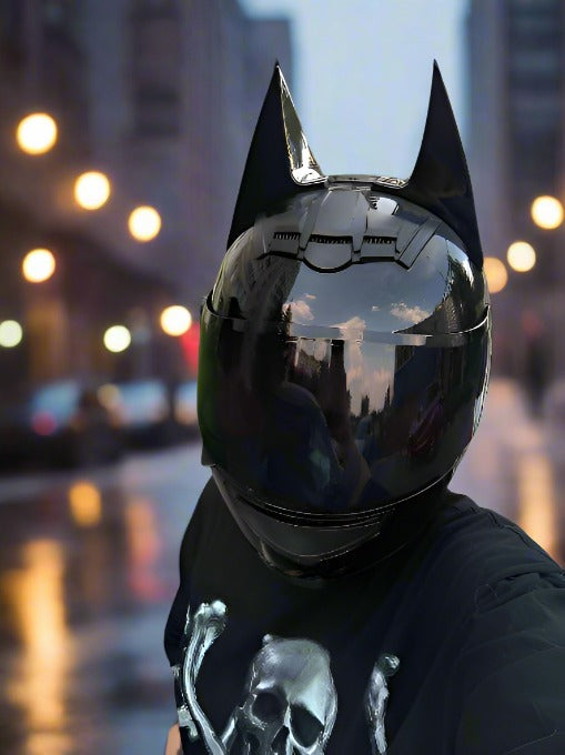 The Batman // Motorcycle Helmet – Moff Shopping
